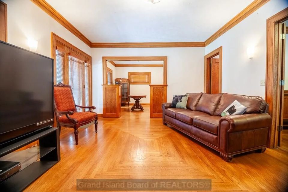 2104 w state st grand island a 6