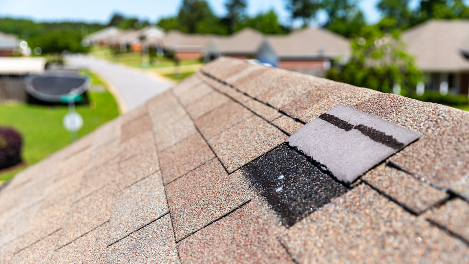 Replacing missing shingles