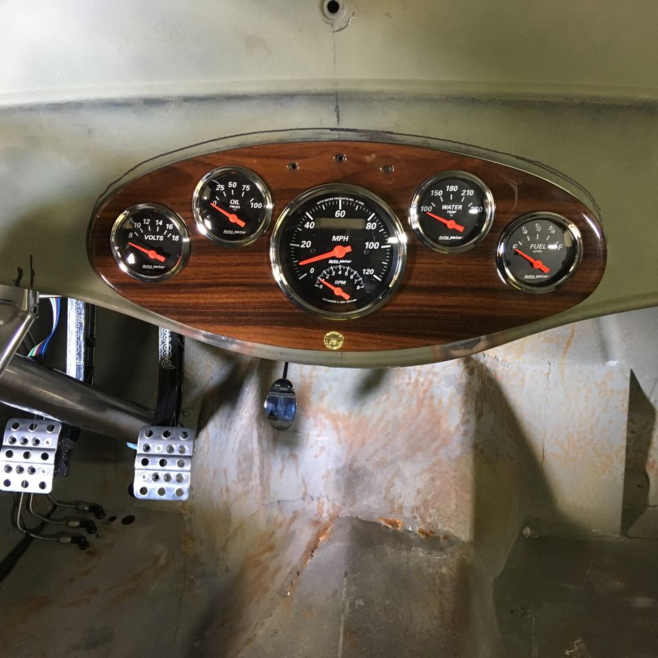 33fordinterior 2