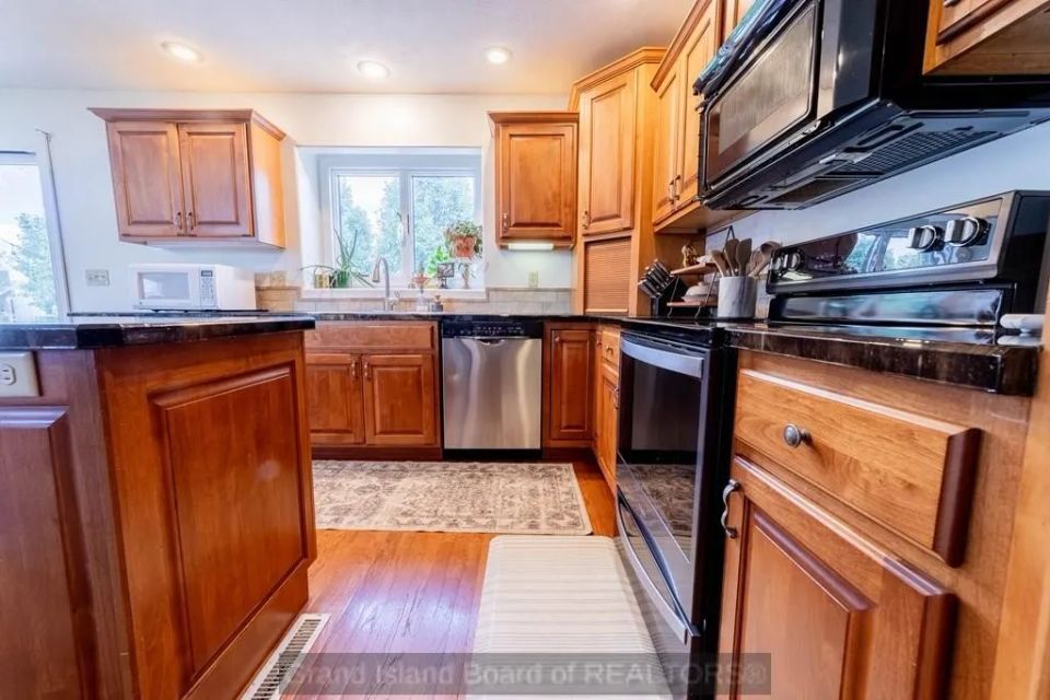 4118 fleetwood rd grand island b 3