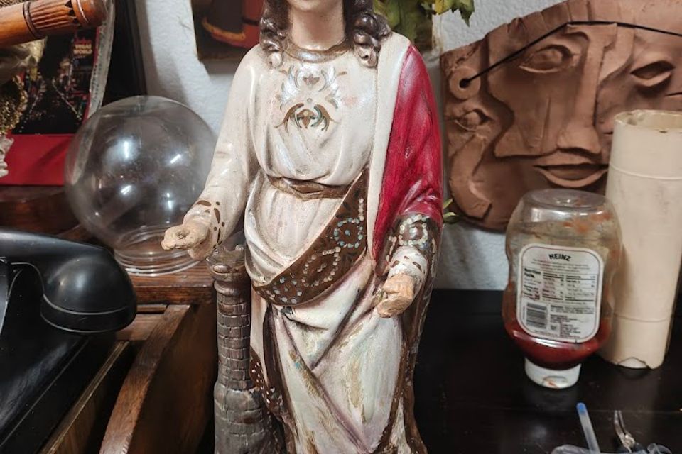 Woman figurine