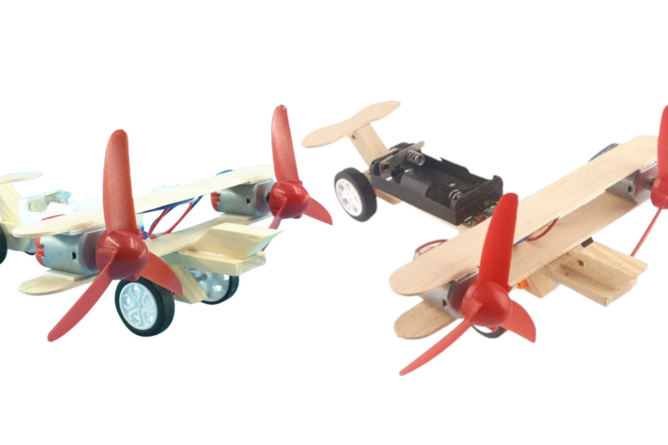 35. okyn3079 wooden biplane model kit with electric taxiing motor diy assembly stem learning toy for children (2 2)