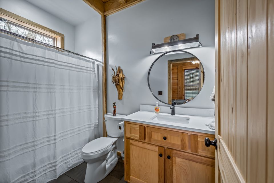 Forever bunk and queen bathroom