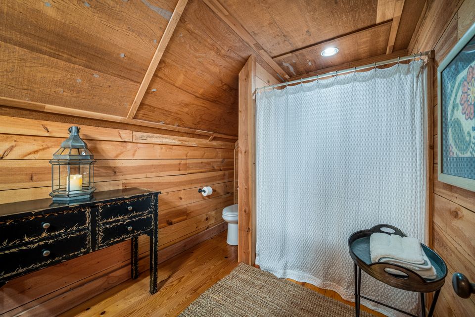 Breathless upstairs bathroom