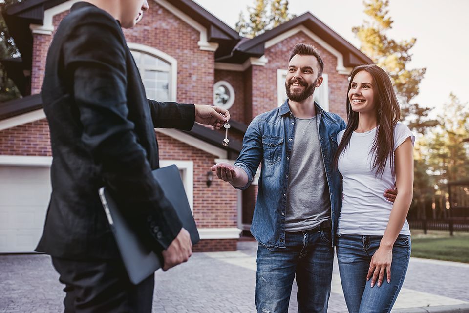 Couple buying house