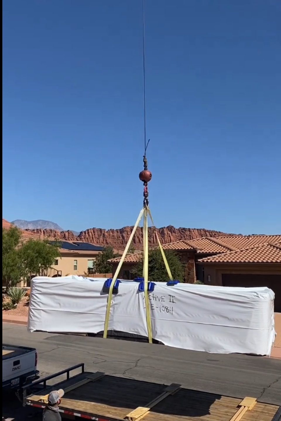 Kofford Crane lifting pool
