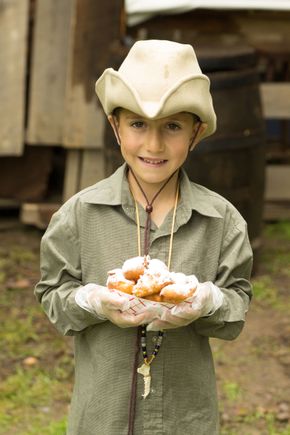 Apple fritters boy