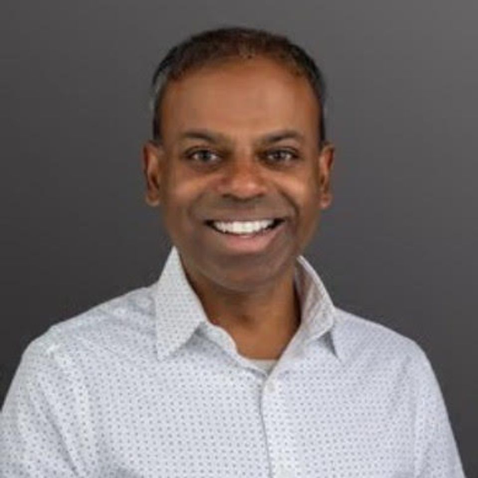 Photo of Karthik Ravindran, MD, Internal Medicine, Medical Director, Treasurer