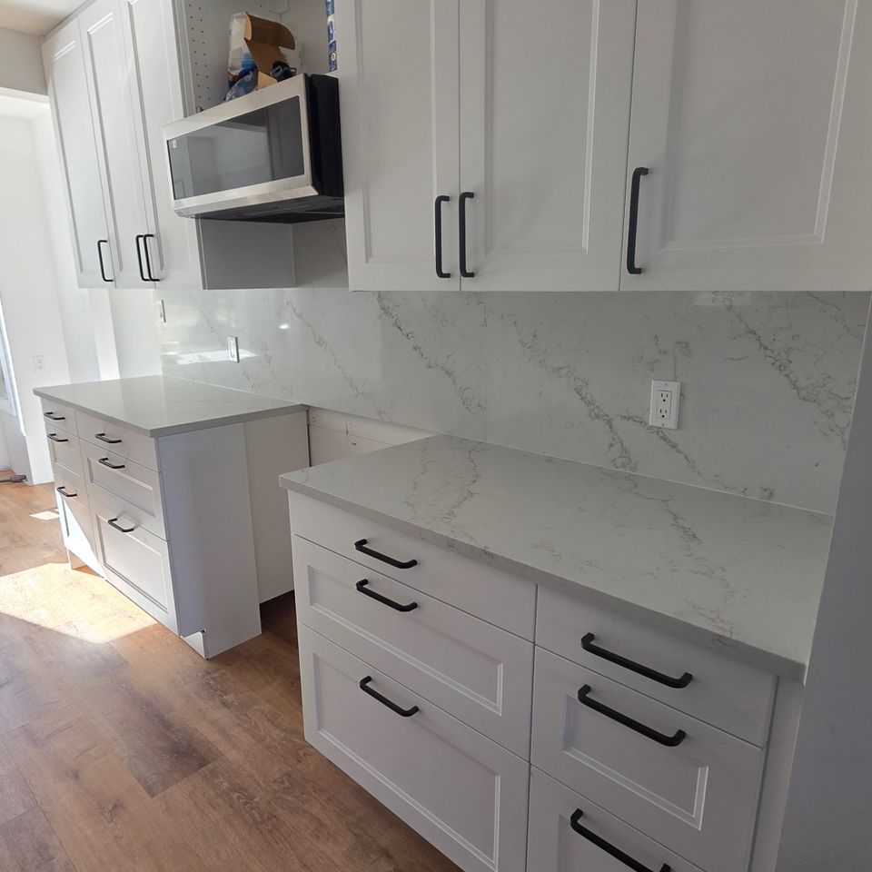 Custom kitchen countertop installed by AllStar Stone Countertops in Houston TX