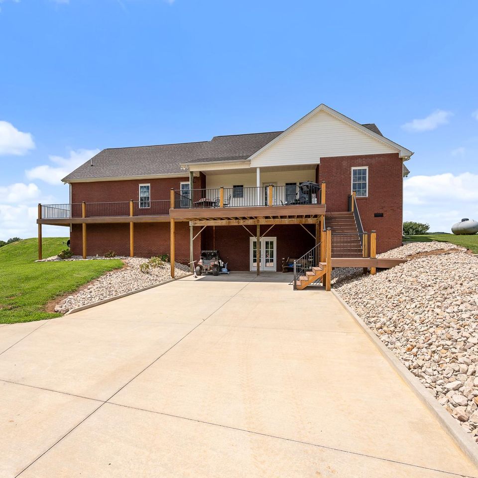 319 skyview lane 9