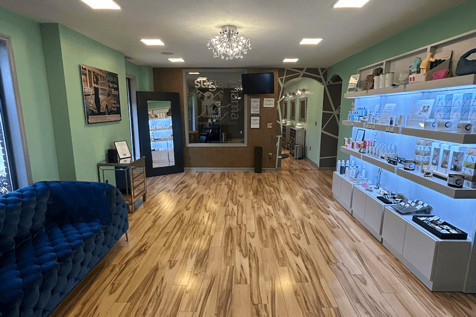 Experienced estheticians at Sugar Mama Waxing in the Tri-Cities