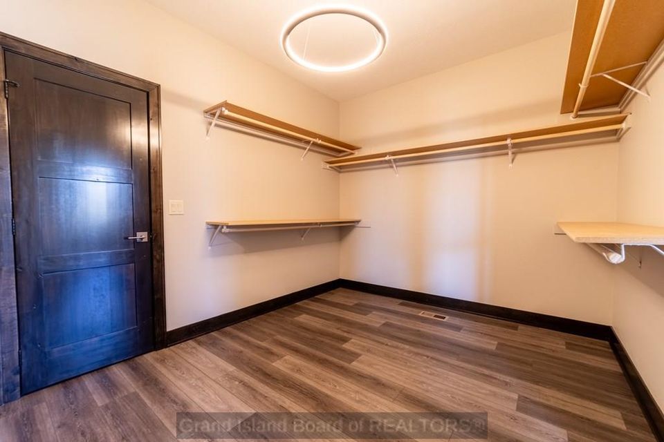 431 ponderosa grand island  ne 68803 d 9