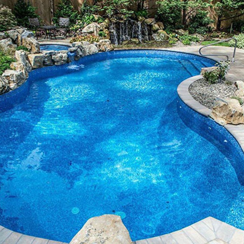 Does the Weather Impact Your Swimming Pool?