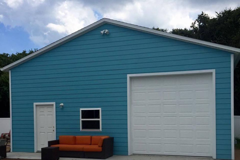 Custom garage builder example 10