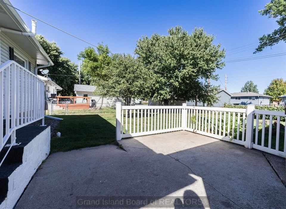 1314 15th st aurora d 4