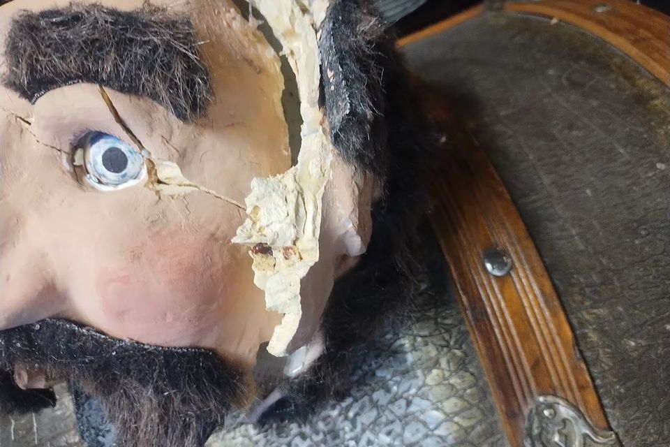 Old man plaster before