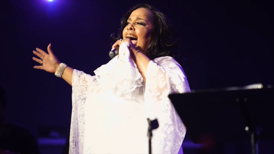 Angela primm concert.mp4.01 20 42 13.still022
