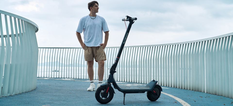 A6l max electric scooter 1900x868 01