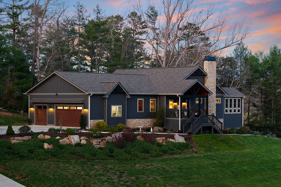 Luxe Mountain Properties, Luxe Mountain Properties of North Carolina, Luxe Mountain Properties of NC, Luxury Mountain Properties Near Me, Luxury Real Estate Company Near Me, Mountain Homes, Mountain Homes Near Me, 