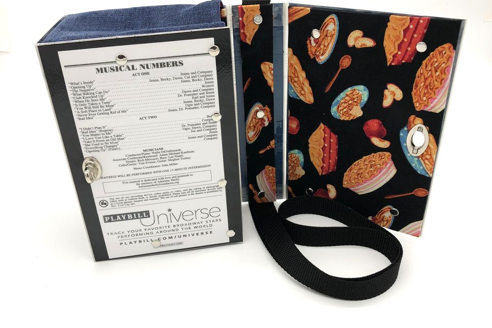 Purse waitress inside