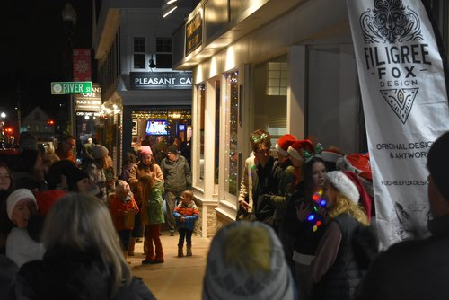 Maynard holiday stroll