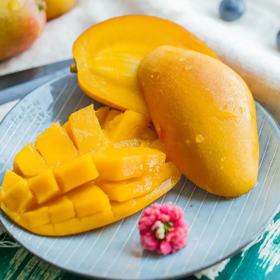 Tropical mango flavor