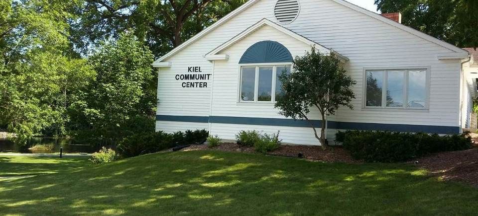 Community center summer20170711 25916 deix4n