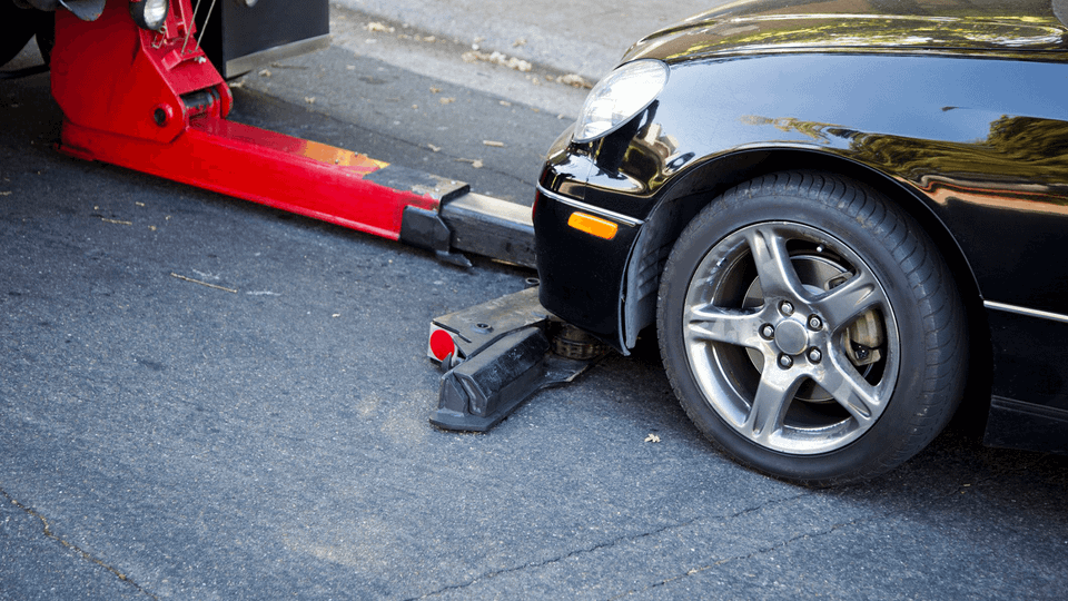 Private Property Vehicle Towing, Illegally Parked Car, Trespass Tows