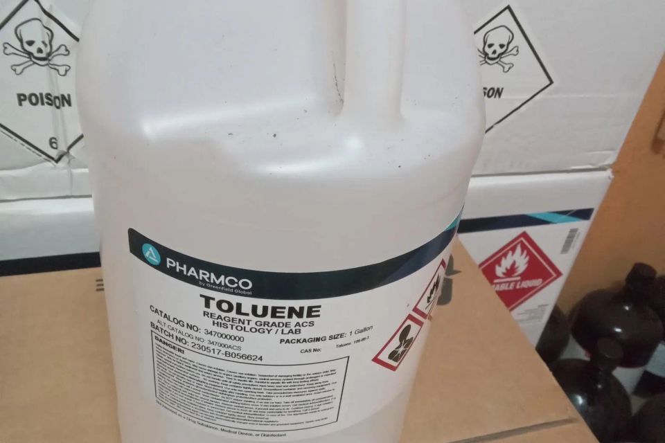 Toluene original