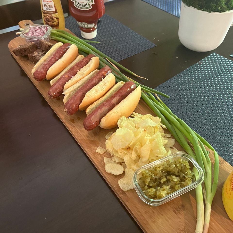 Daves meat and buns hot dog spread