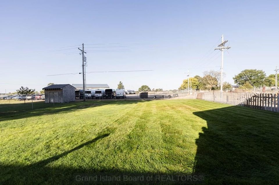3324 n homestead dr grand island d 7