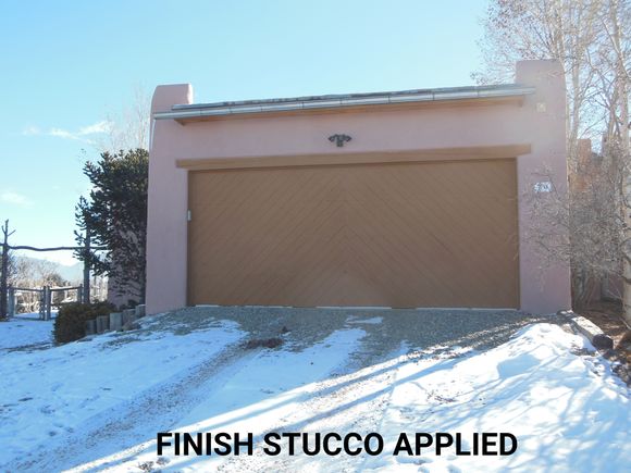 31finish stucco applied