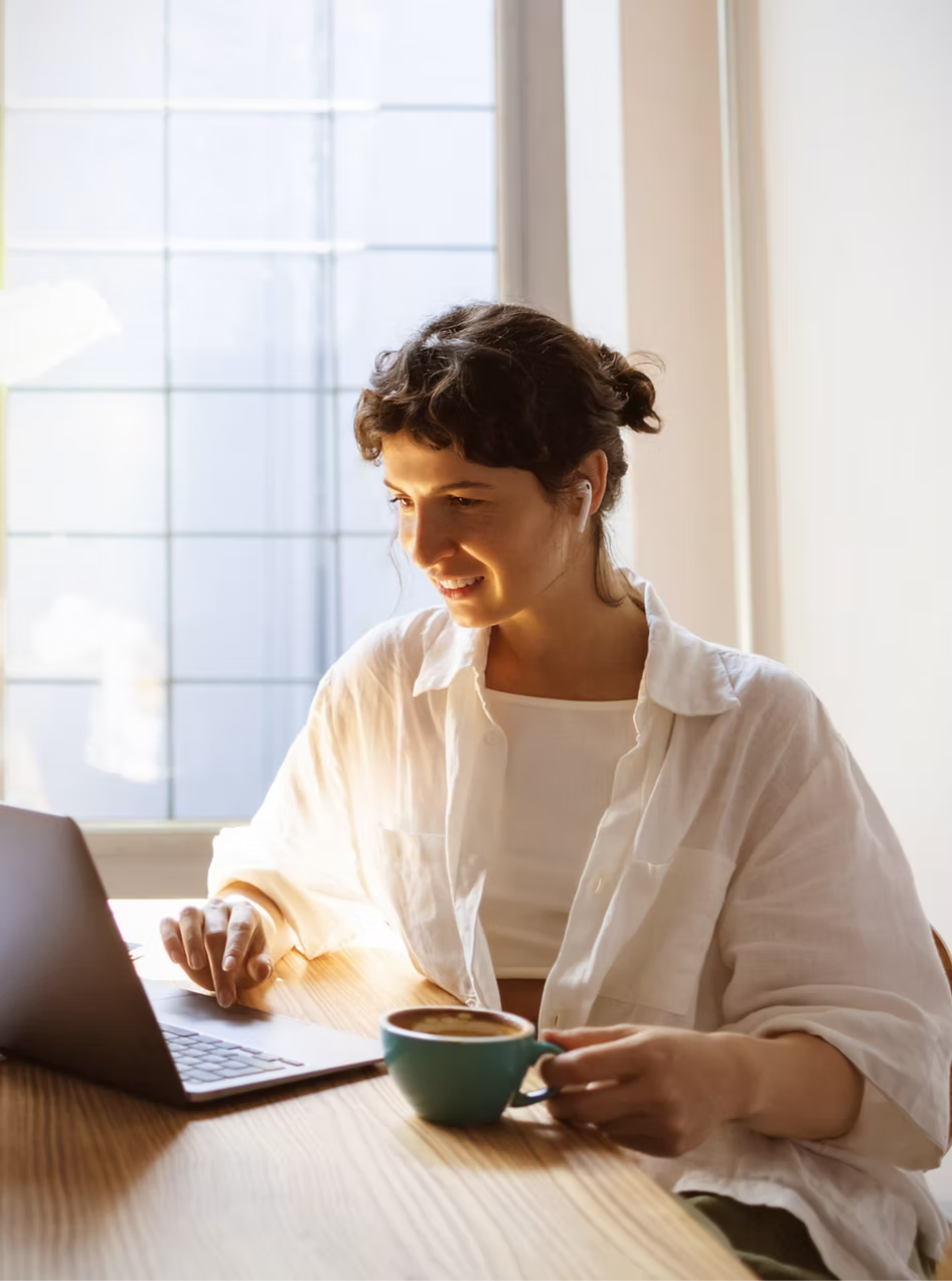 Young woman exploring online therapy options with a licensed therapist in Johnson City, TN