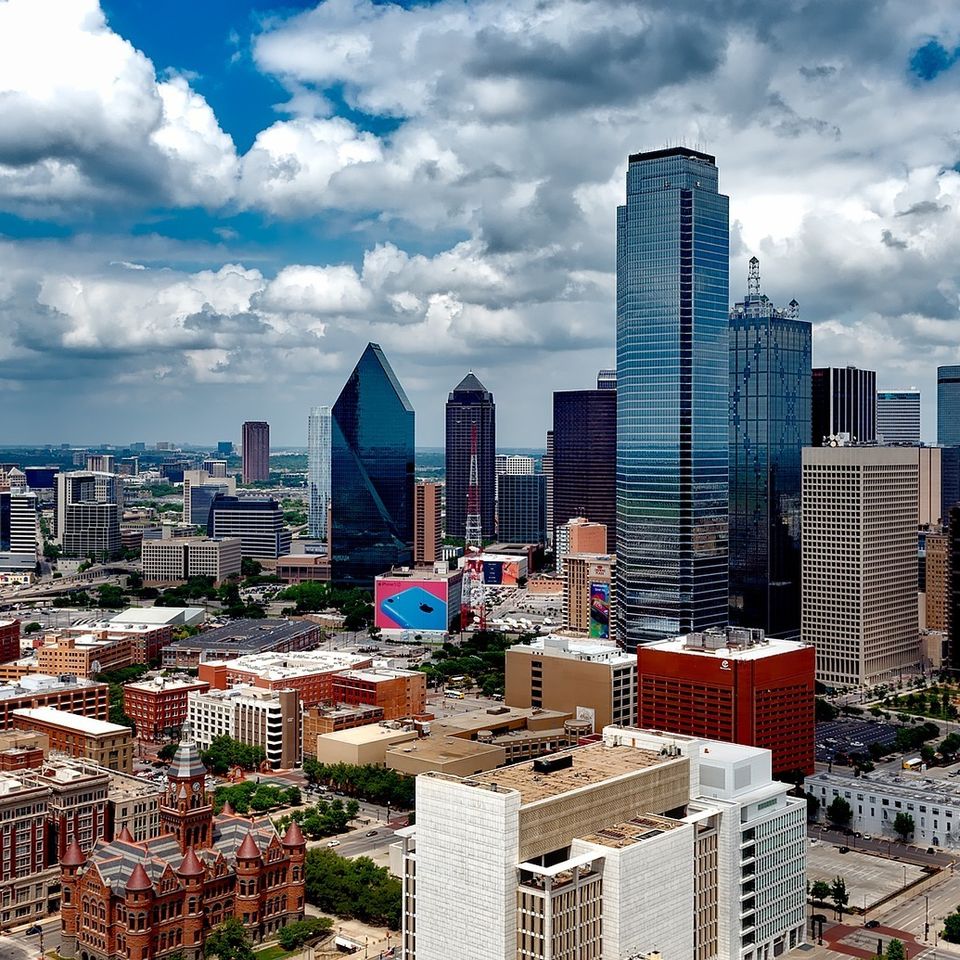 Dallas 1740681 1920
