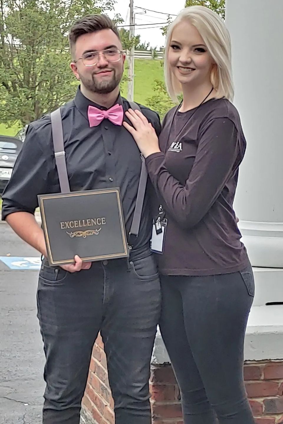 Cosmetology graduate with award certificate in Johnson City TN