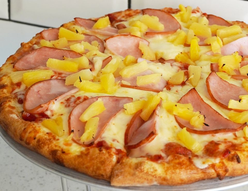 Ham pineapple pizza