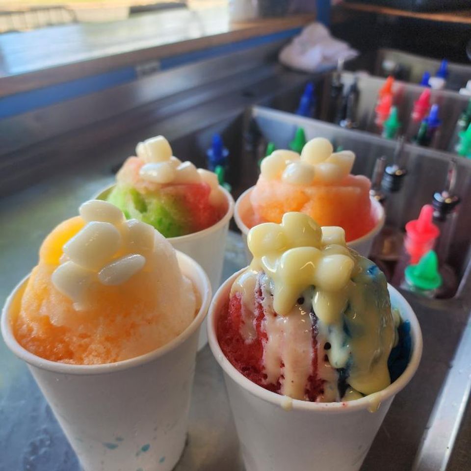 Mountain Magic Shave Ice Team, the best shave ice. 