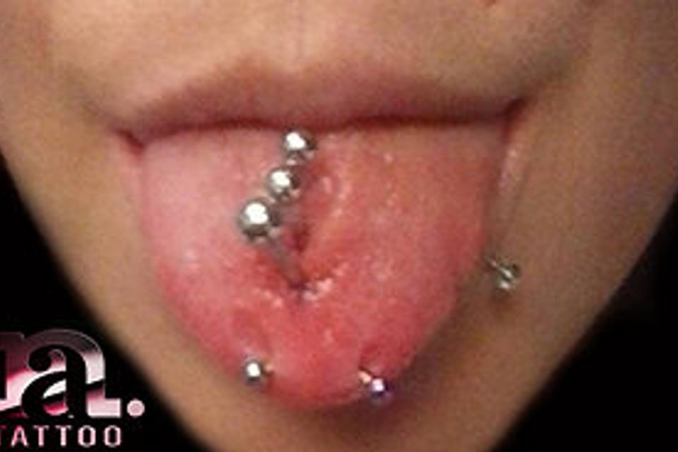 Barb tongue