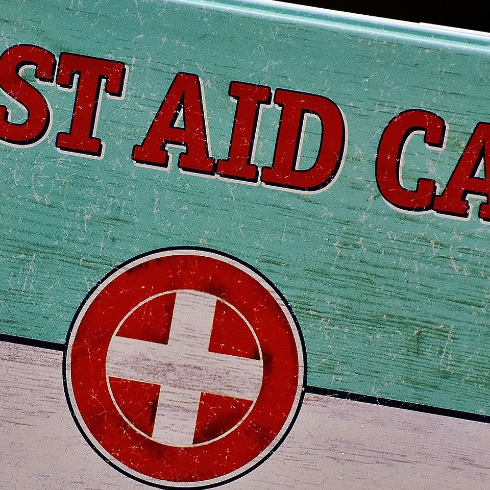 First aid ge67ad3e42 1920