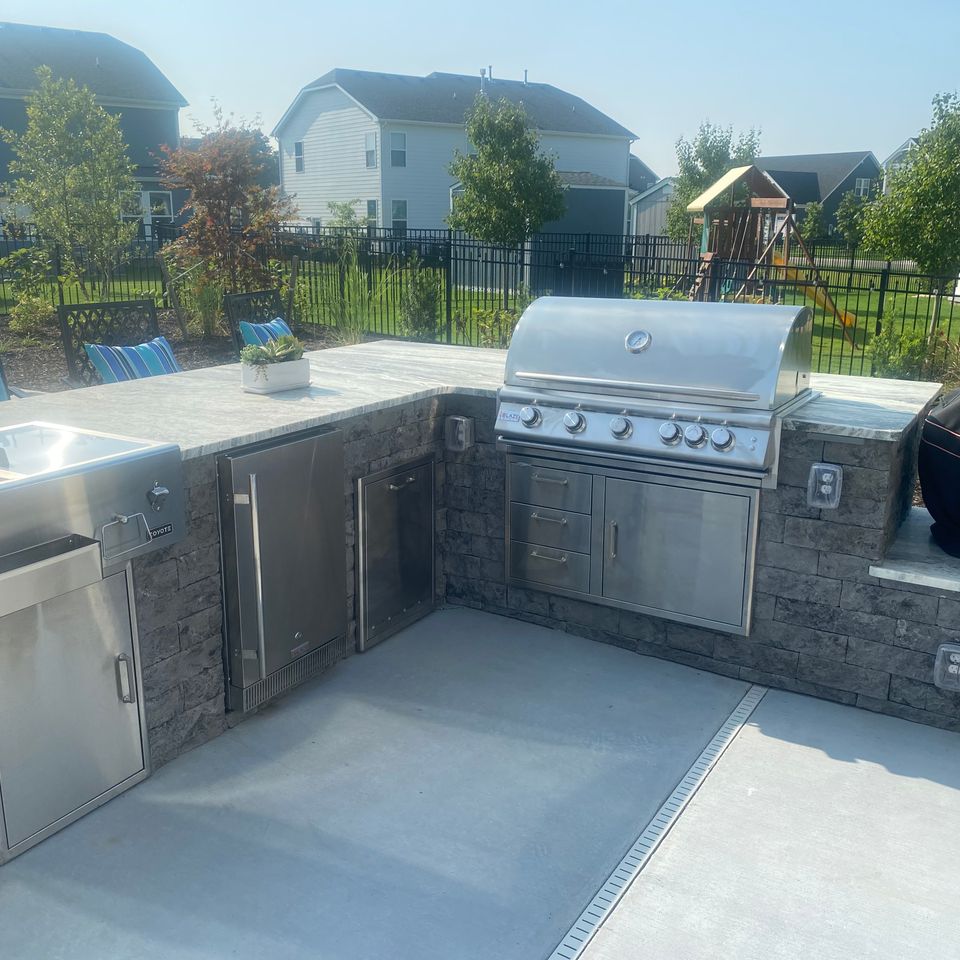 Average outdoor kitchen