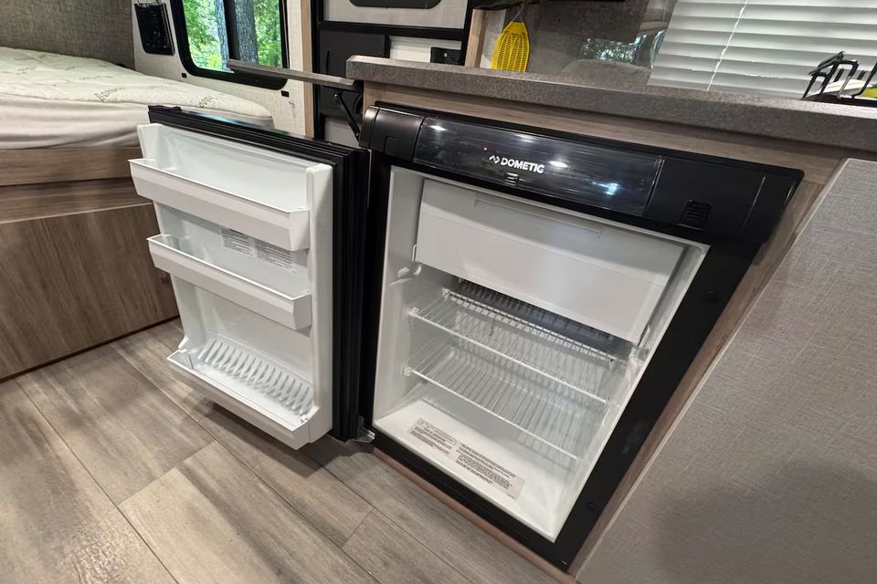 A6eeb193 184d 41f8 b6b8 2eb28d7b5880