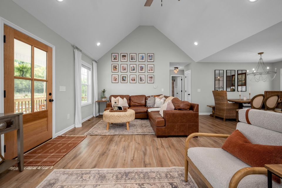 3430 john allen rd interior 3