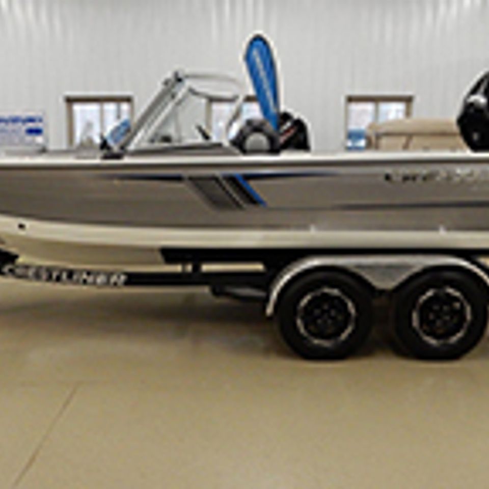 2018 crestliner 1850 fish hawk