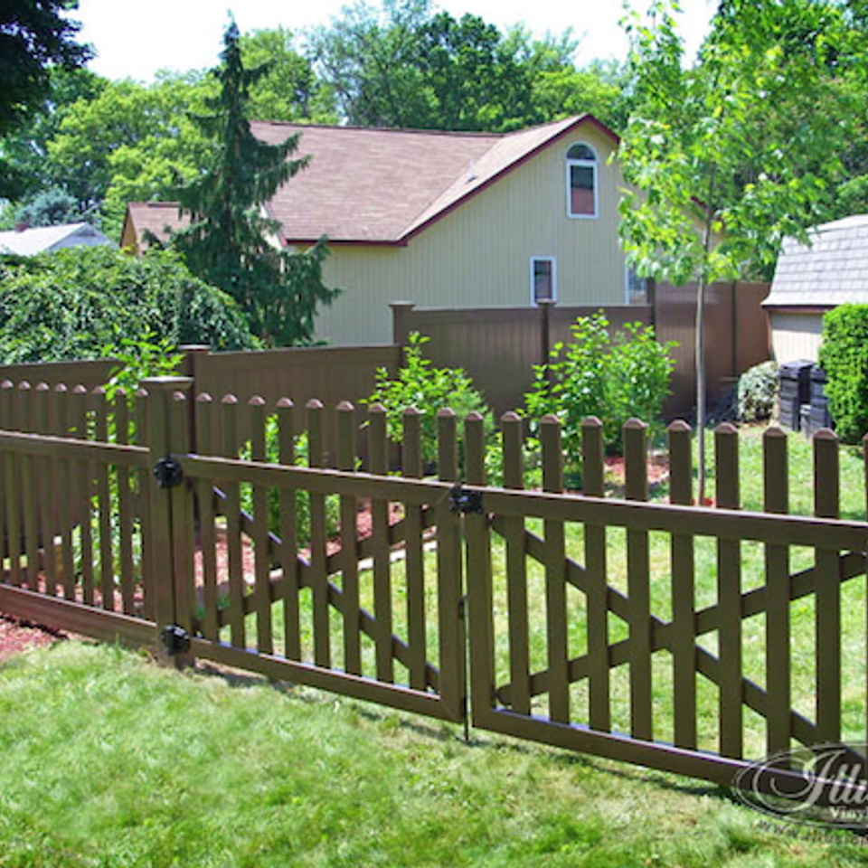 Midland vinyl fence   deck company   tulsa and coweta  oklahoma   vinyl metal wood fence sales and installation   picket   vinyl brown picket fence with gate20170609 10688 1ckpdjk