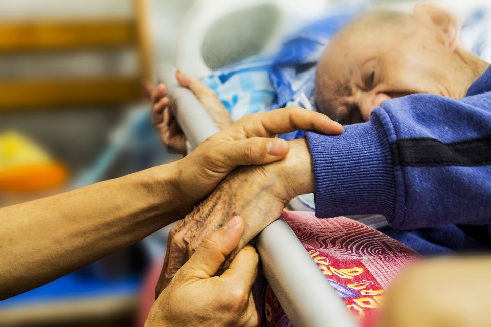 Hospice g80983ce4b 1920