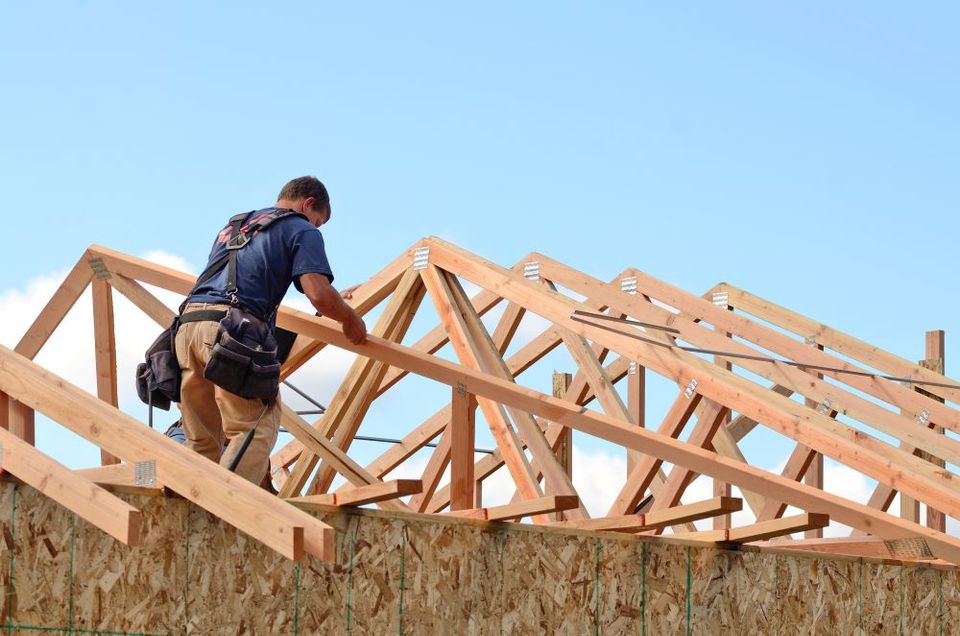 Differents modeles fermes de toit en bois