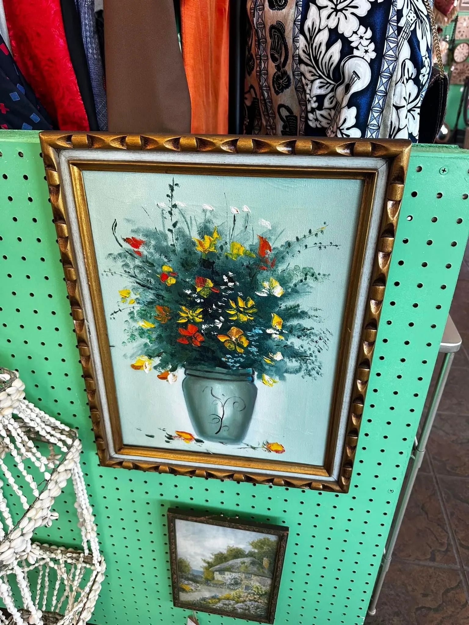 antique and vintage shop My Mom Had That in St Augustine Florida