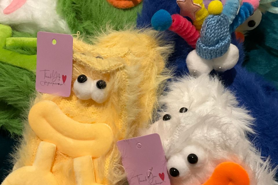 3 slumber party favors