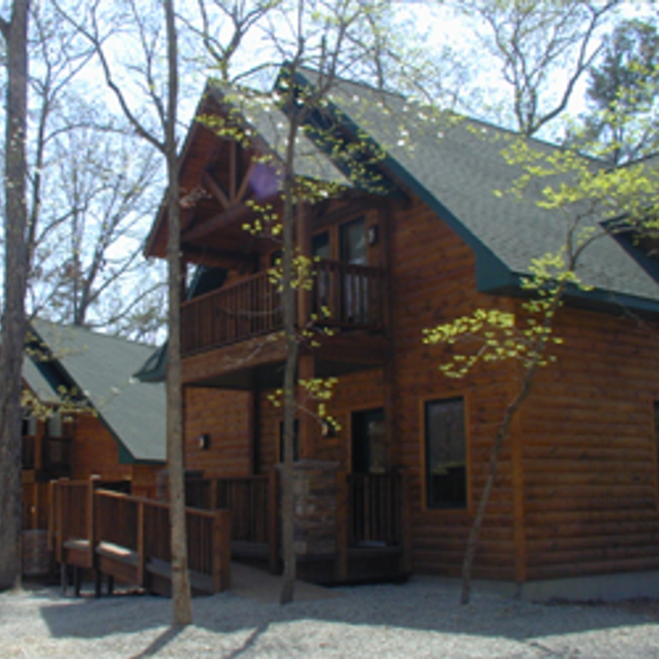 Ralphs ridge collage 2 bedroom bar and front with both rr