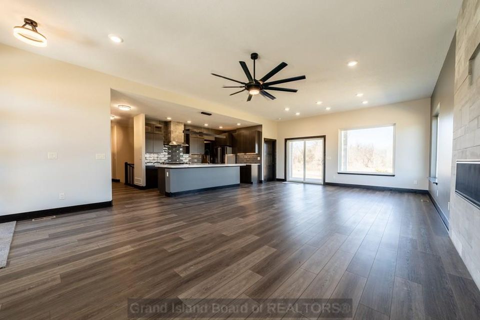 431 ponderosa grand island  ne 68803 a 3